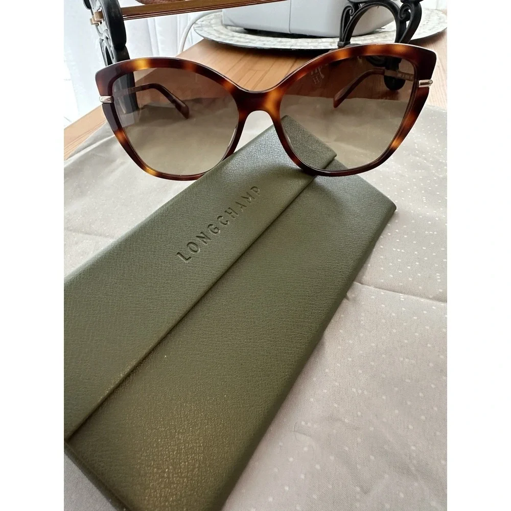 Longchamp Havana Gold Cat-Eye L0627s Sunglasses NWOT Authentic Foldbox Luxury